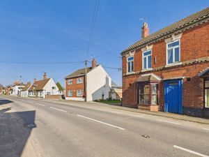 Streetview- click for photo gallery